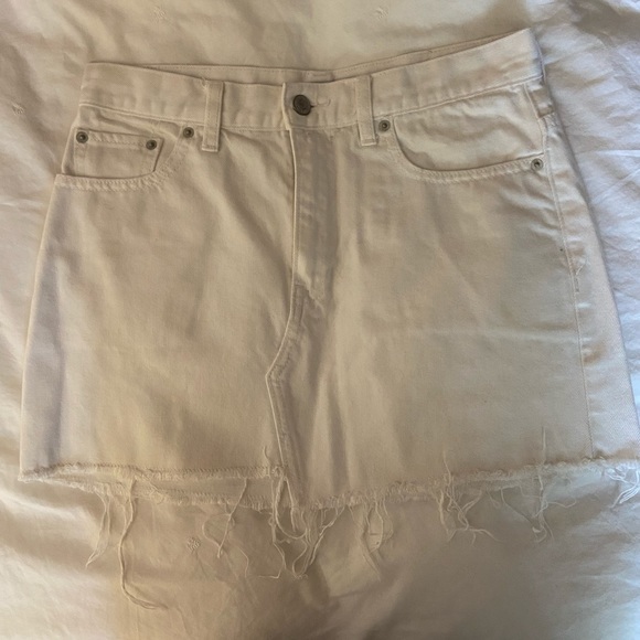 Aritzia TNA White Denim Skirt - Picture 1 of 3